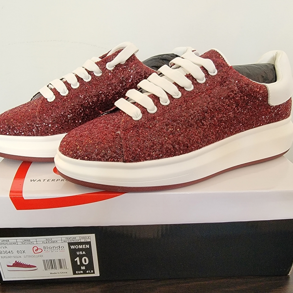 Blondo Waterproof Sneakers in Burgundy Sequin/Glitter, Women's size 10 New